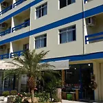 Petit Praia Hotel